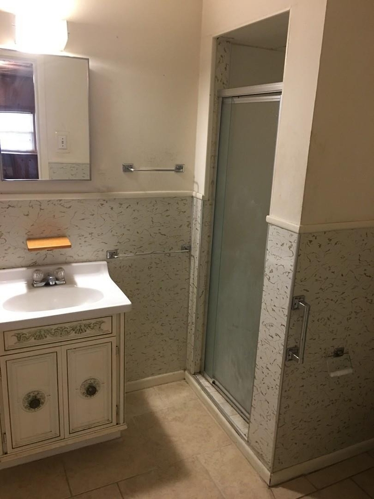 1009 Locust Street - Photo 9