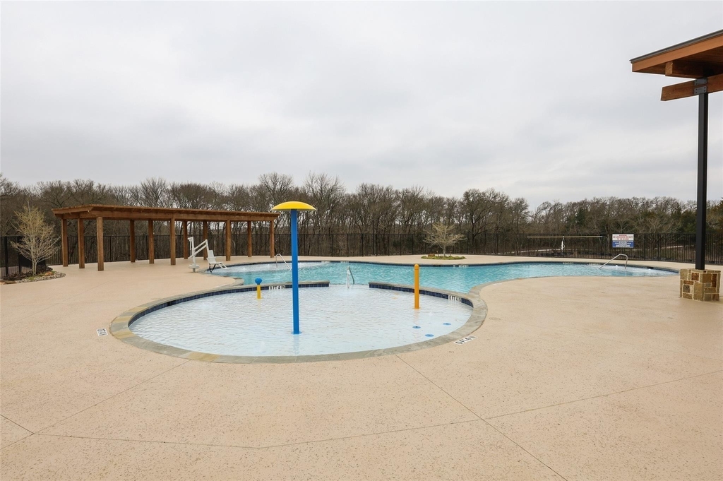605 Cedar Springs Drive - Photo 25