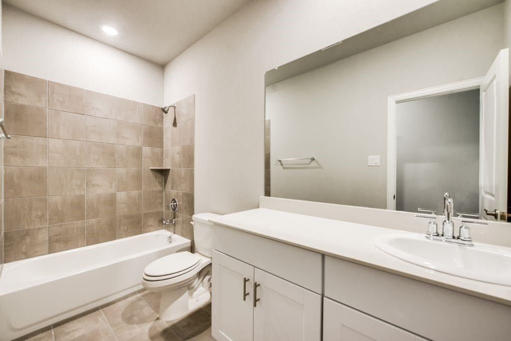 605 Cedar Springs Drive - Photo 19