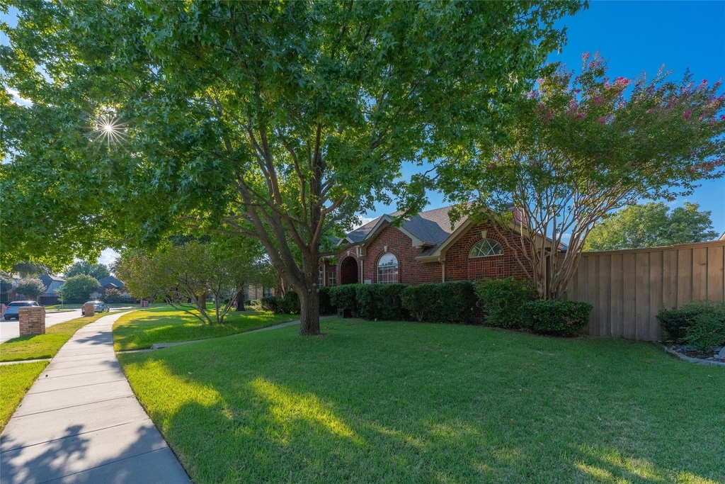 4821 Frost Hollow Drive - Photo 1