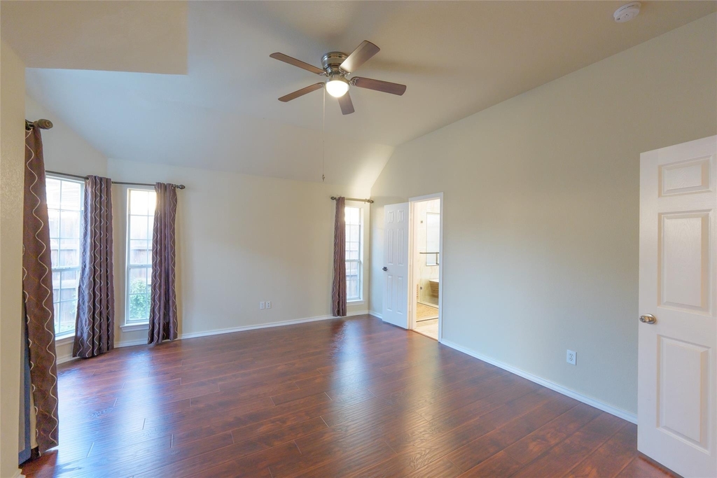4821 Frost Hollow Drive - Photo 19