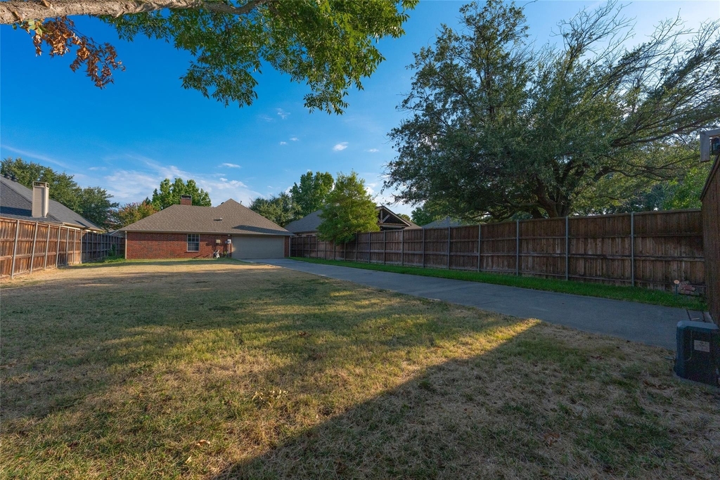 4821 Frost Hollow Drive - Photo 37