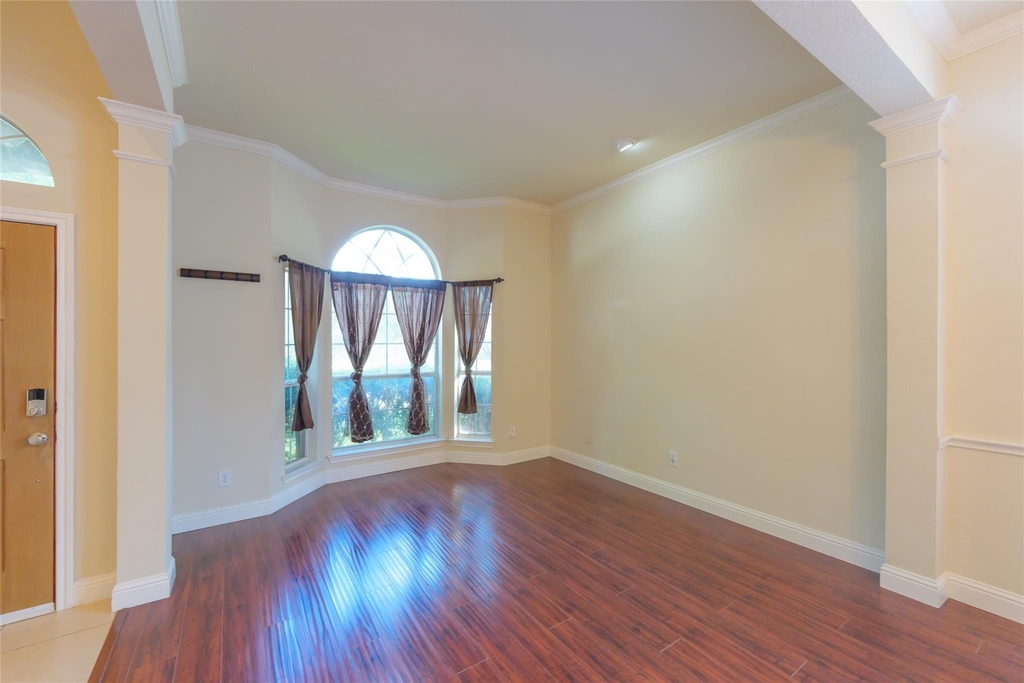 4821 Frost Hollow Drive - Photo 4