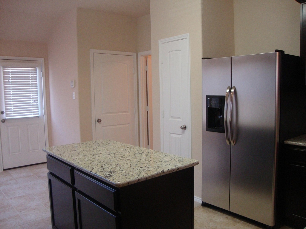 9005 Sundance Trail - Photo 3