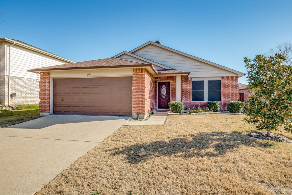 2709 Cedar Crest Drive - Photo 1