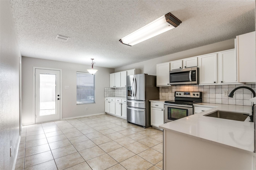 2709 Cedar Crest Drive - Photo 9