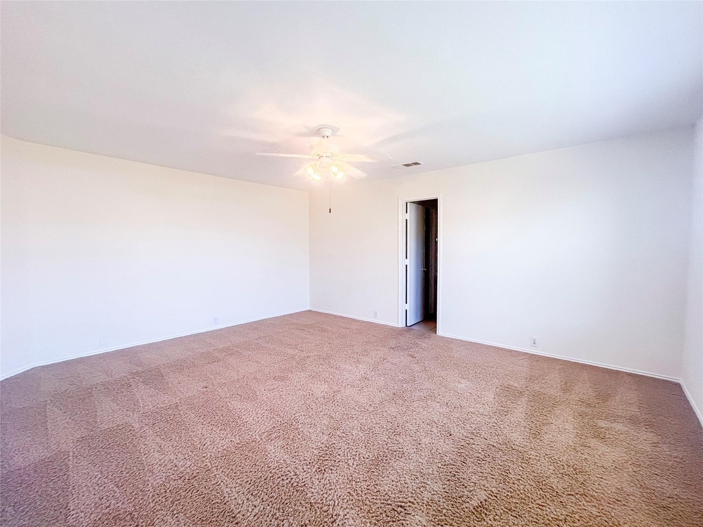 8929 Sagebrush Trail - Photo 12