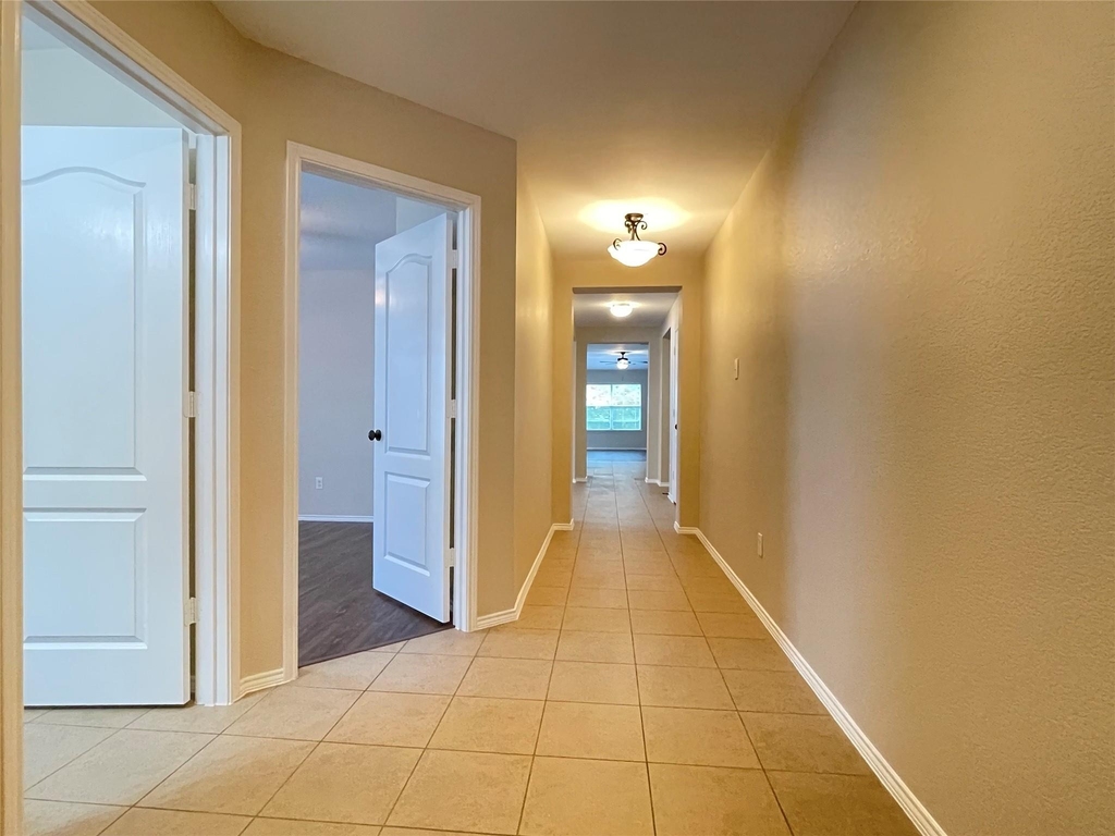 5921 Snow Creek Drive - Photo 7