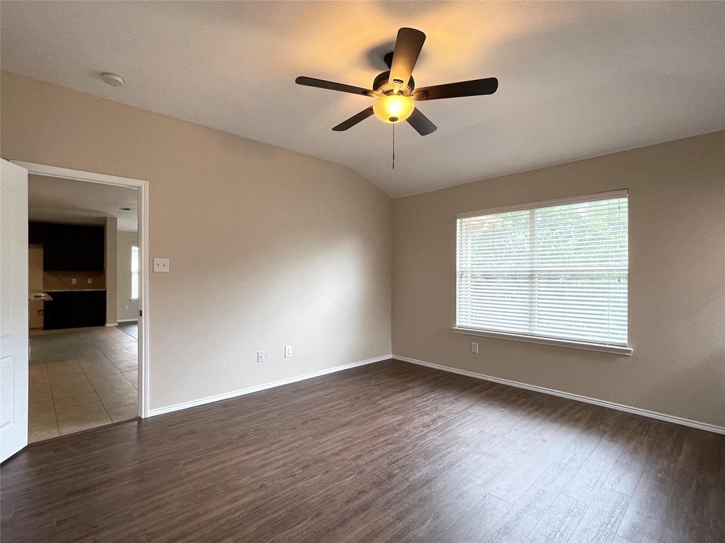 5921 Snow Creek Drive - Photo 14