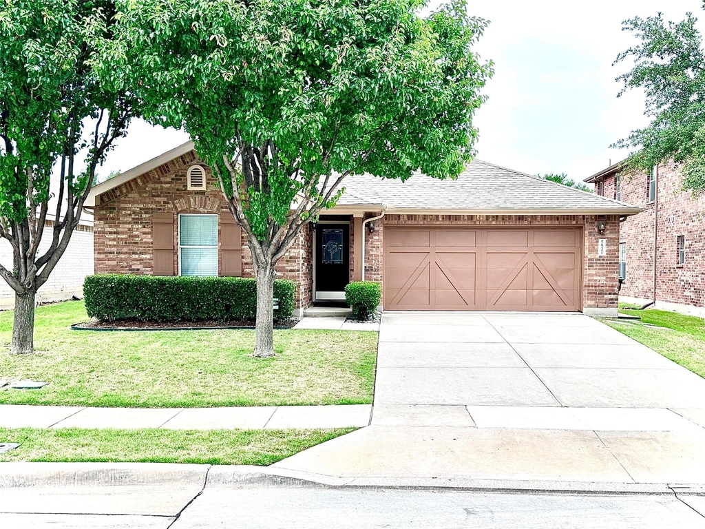 5921 Snow Creek Drive - Photo 0