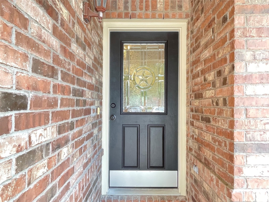 5921 Snow Creek Drive - Photo 1