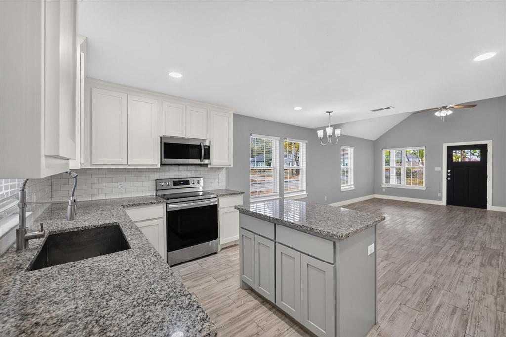 430 W Morgan Street - Photo 4