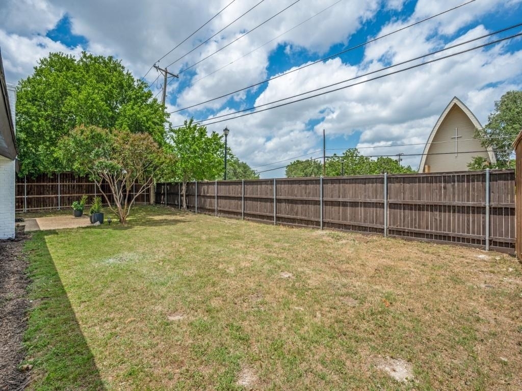 8100 Bobwhite Drive - Photo 13