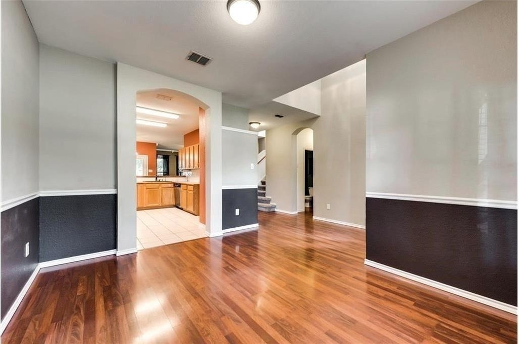 313 Londonderry Lane - Photo 5