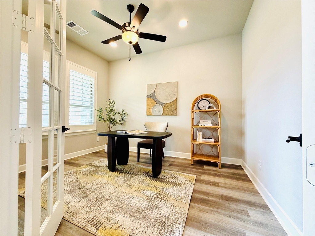 3417 Rosebud Park Lane - Photo 4