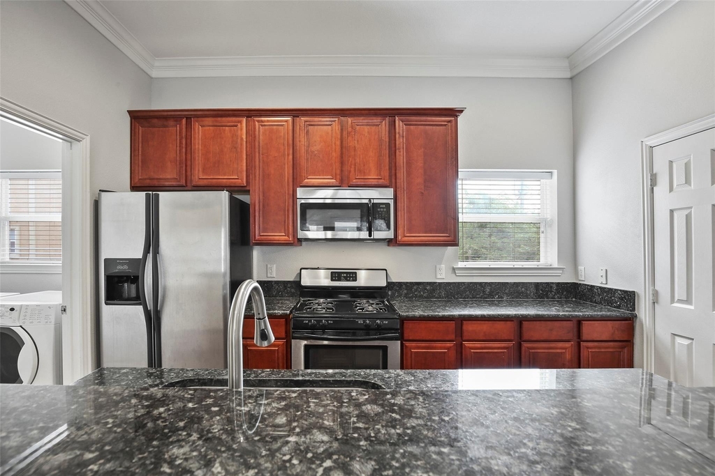 3119 Cedarplaza Lane - Photo 11