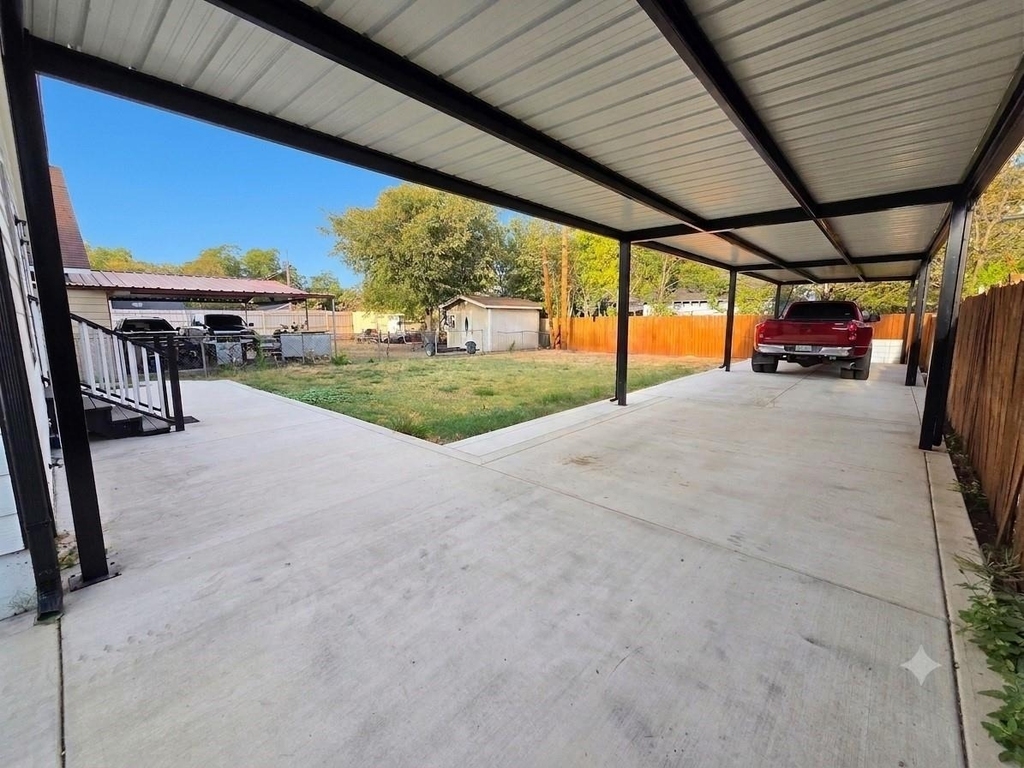 914 17th Street - Photo 20