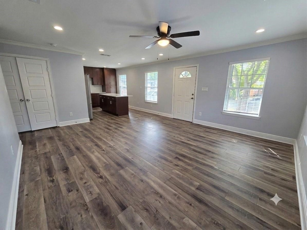 914 17th Street - Photo 5