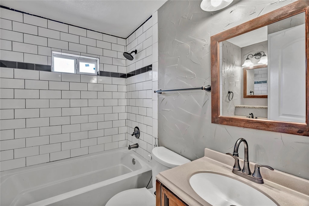 4401 Ray White Road - Photo 16