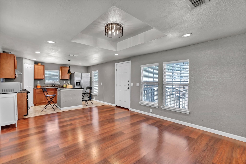 4401 Ray White Road - Photo 6