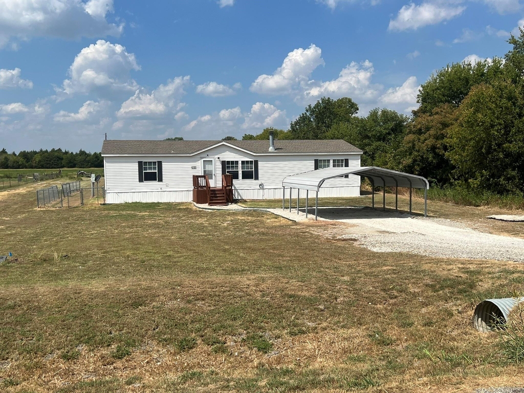 2660 County Road 601 - Photo 0