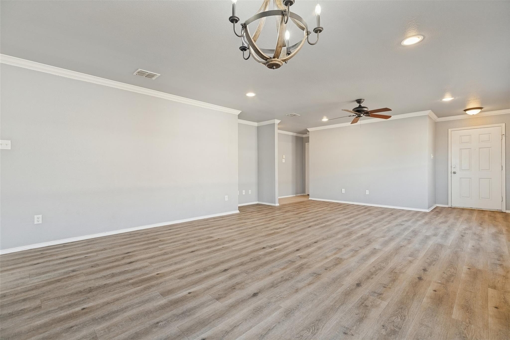 409 Bonnie Court - Photo 4