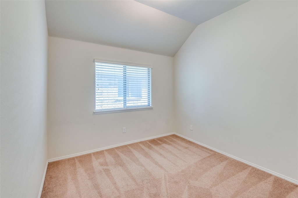 347 Creekside Way - Photo 17