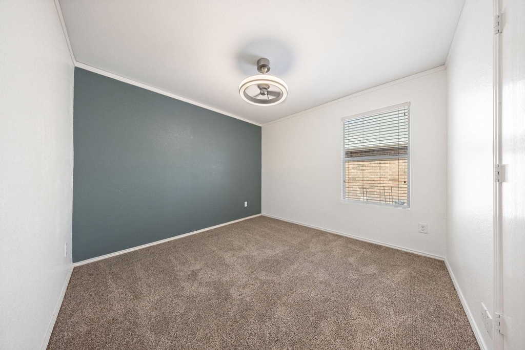 1110 Antoinette Drive - Photo 23