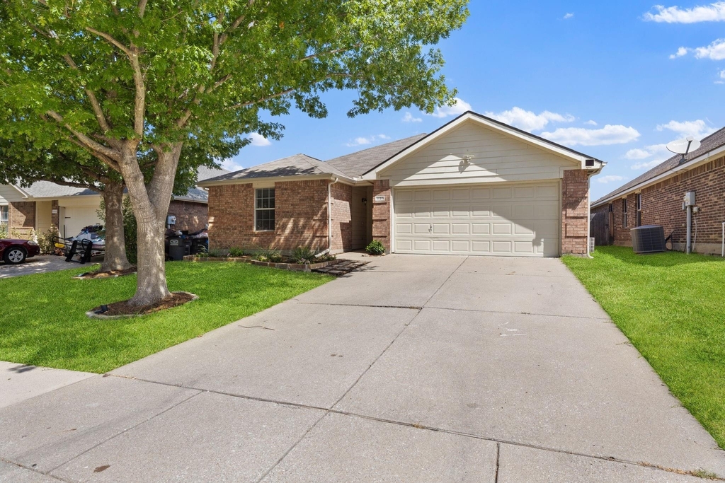 1110 Antoinette Drive - Photo 1