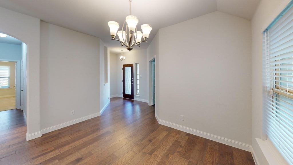 2805 Bird Creek Court - Photo 5
