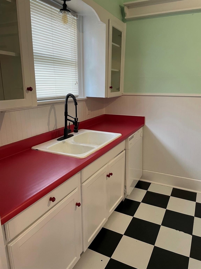 2257 College Avenue - Photo 19