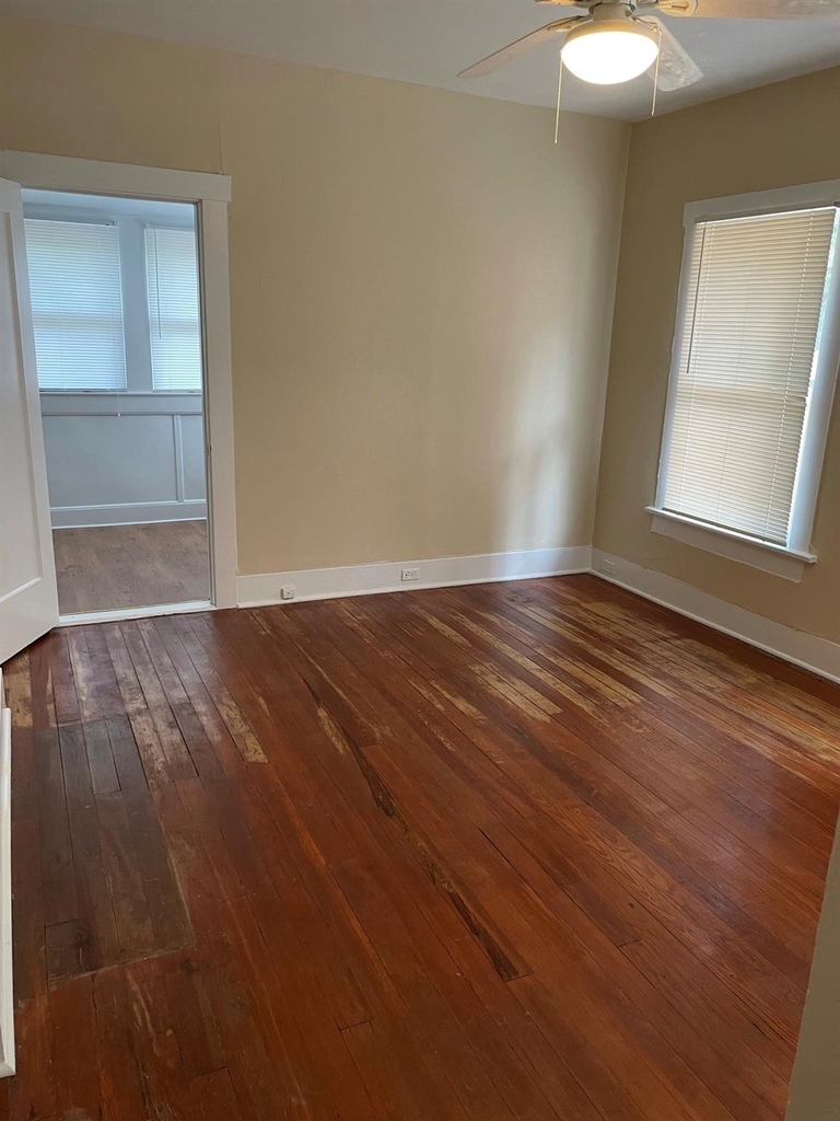 2257 College Avenue - Photo 10