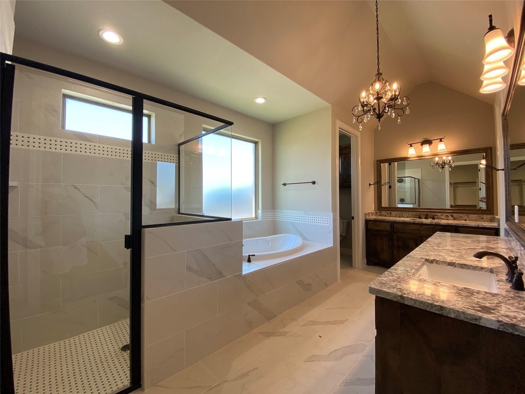 592 Lydia Lane - Photo 16