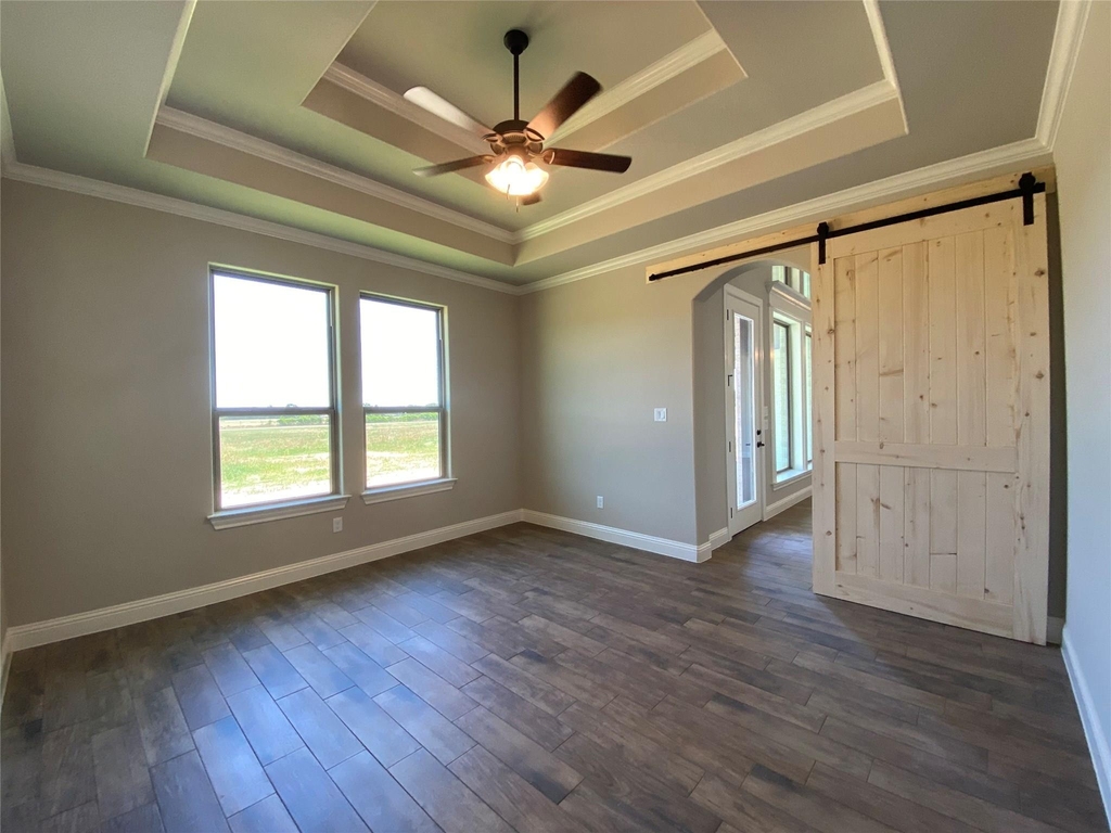 592 Lydia Lane - Photo 10