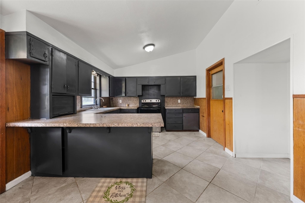 308 Catalina - Photo 7