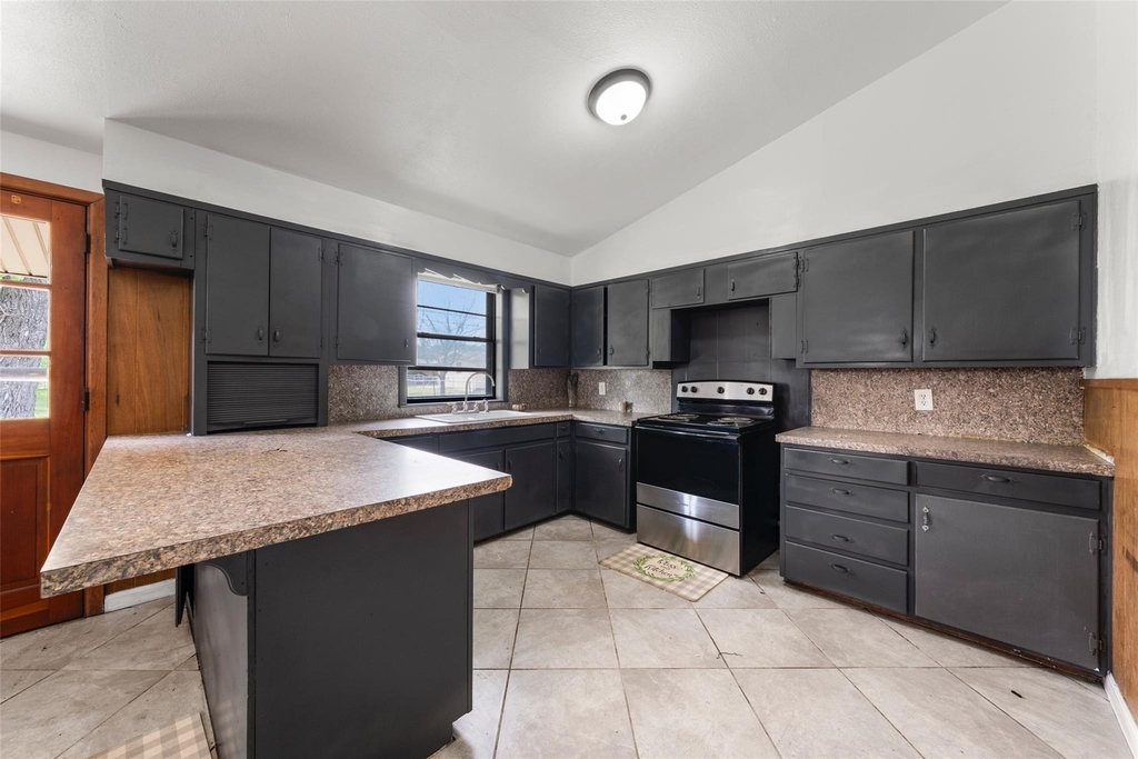 308 Catalina - Photo 5