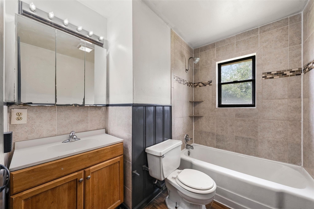 308 Catalina - Photo 11