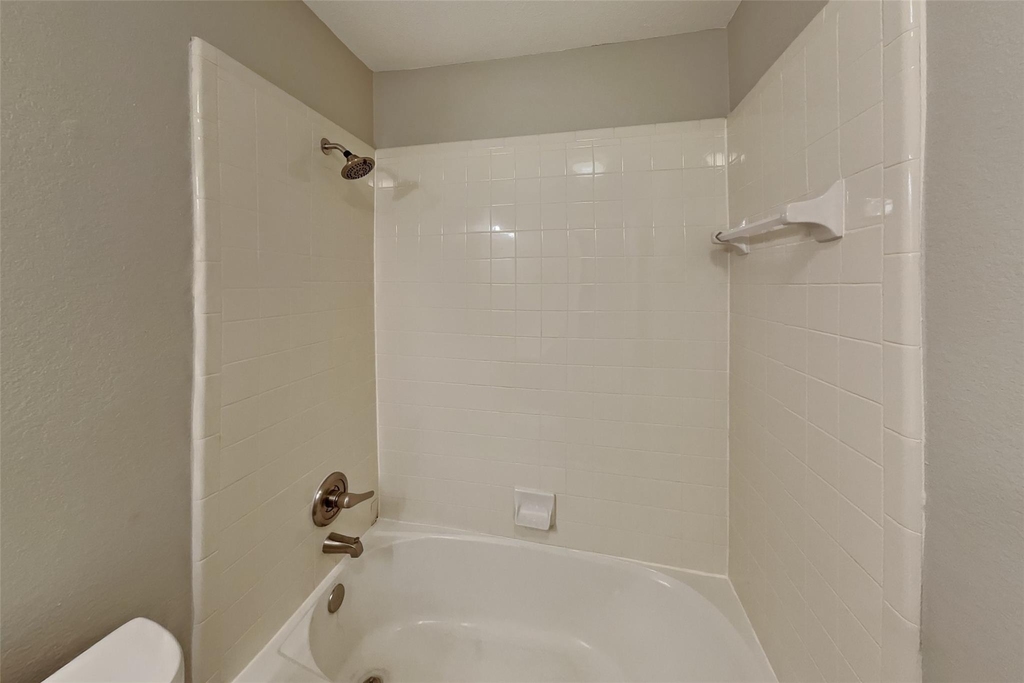 4836 Park Brook Drive - Photo 18