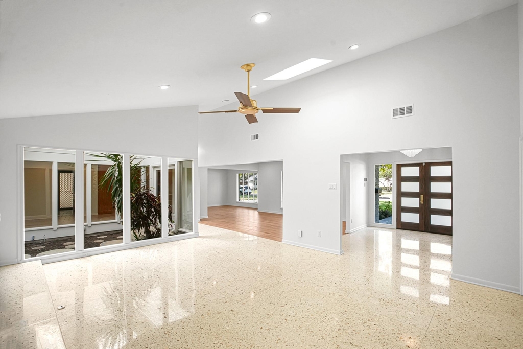 4452 Hockaday Drive - Photo 4