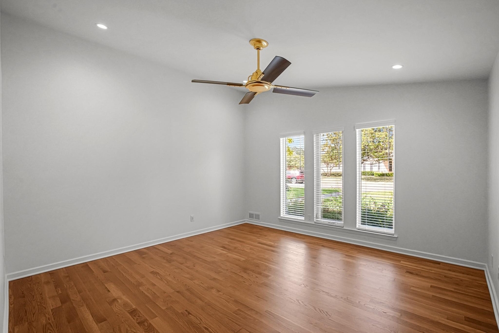 4452 Hockaday Drive - Photo 21