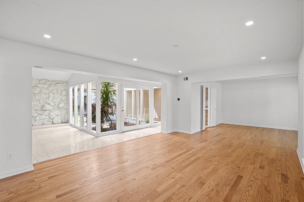 4452 Hockaday Drive - Photo 7