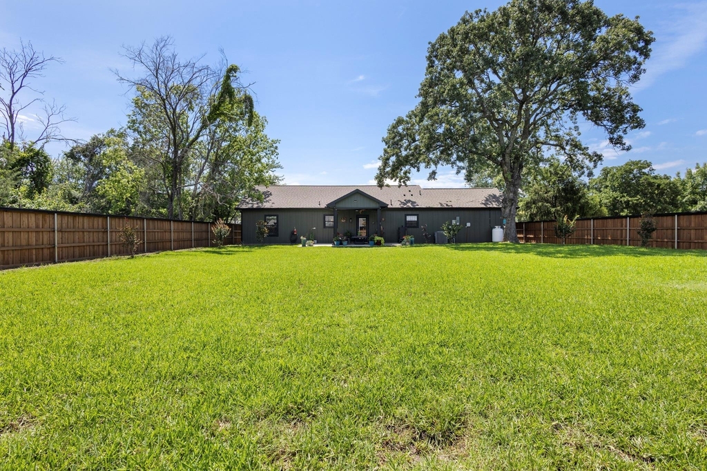 114 Garrett Lane - Photo 10