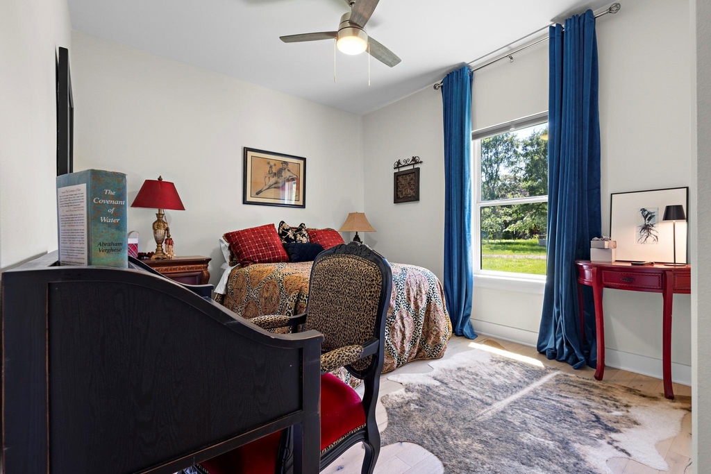 114 Garrett Lane - Photo 8