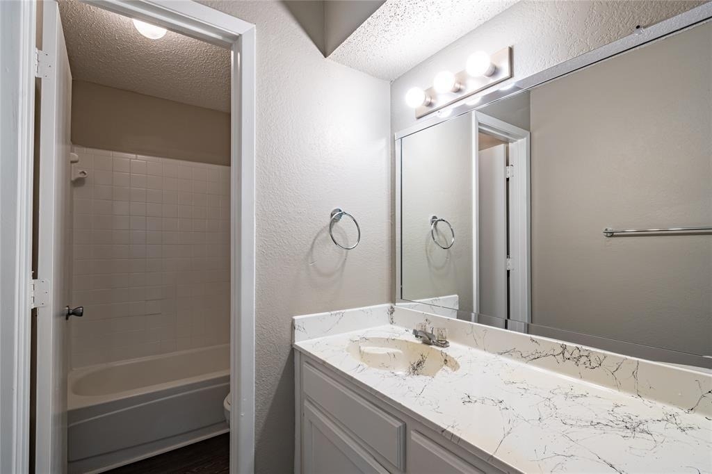 808 Treadwell Court - Photo 5