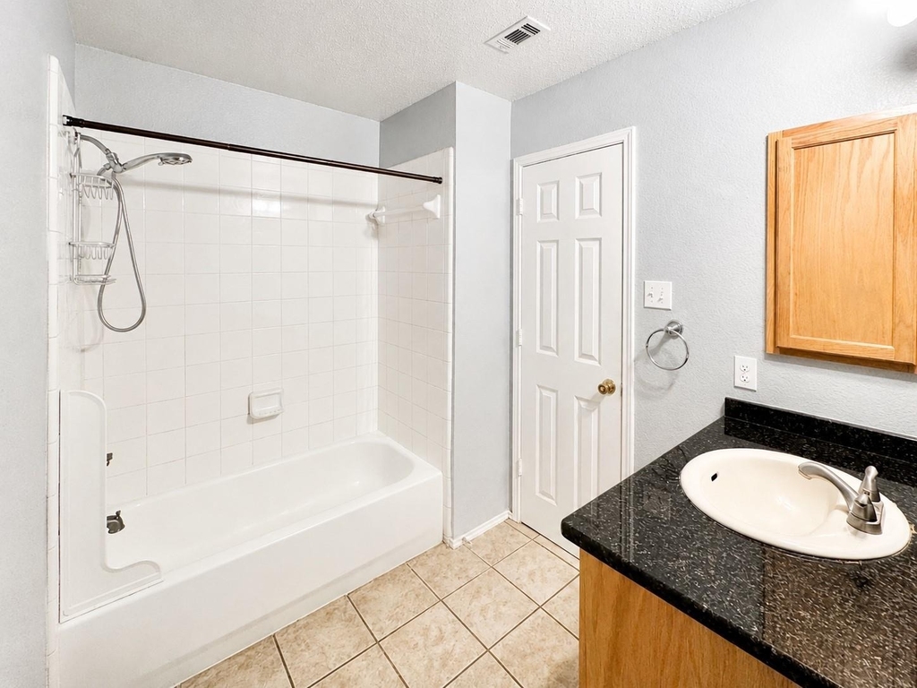 5709 Parkwood Trail - Photo 19