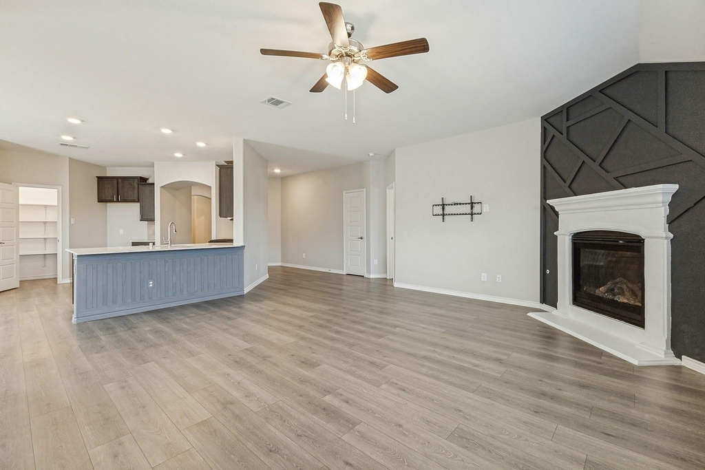 314 Gatecrest Drive - Photo 9