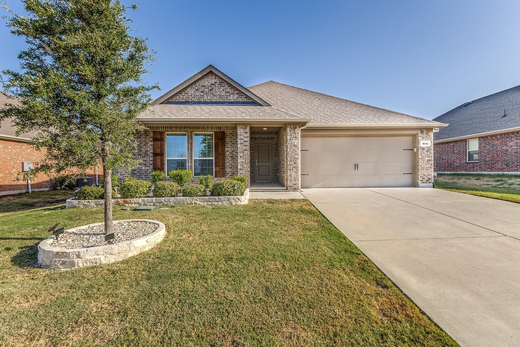 314 Gatecrest Drive - Photo 1