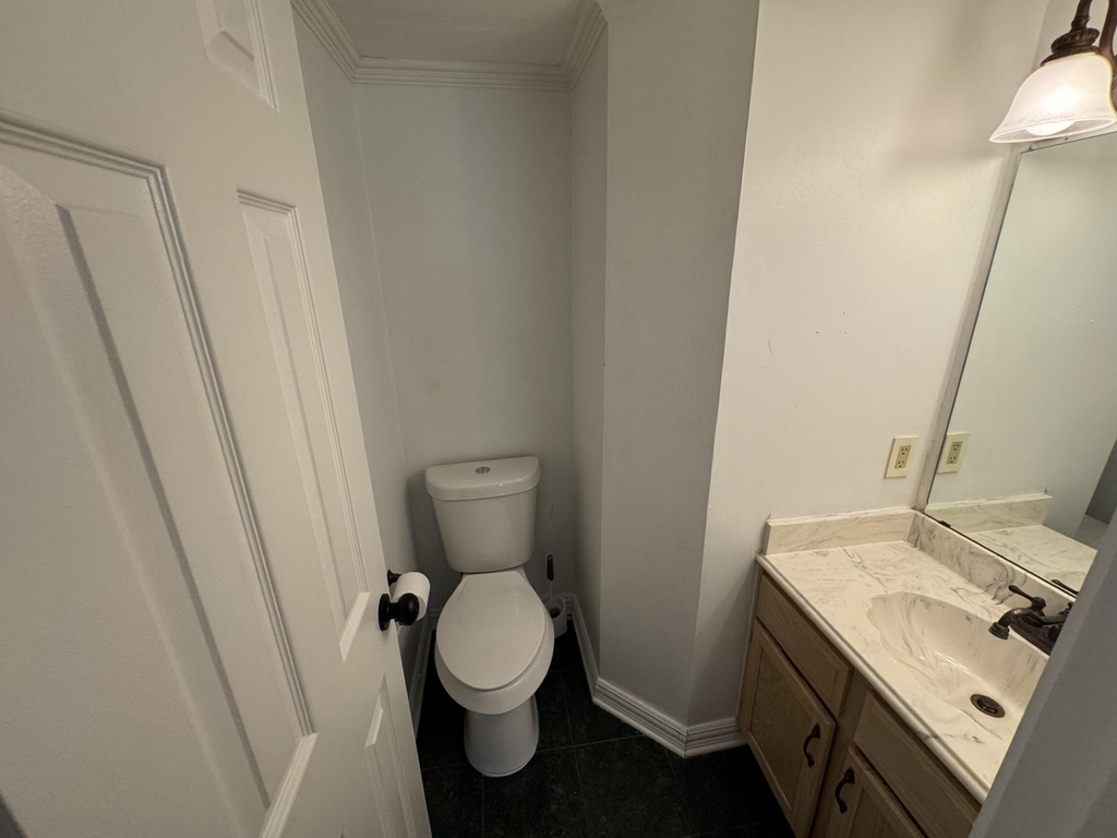 5232 Goodman Drive - Photo 4