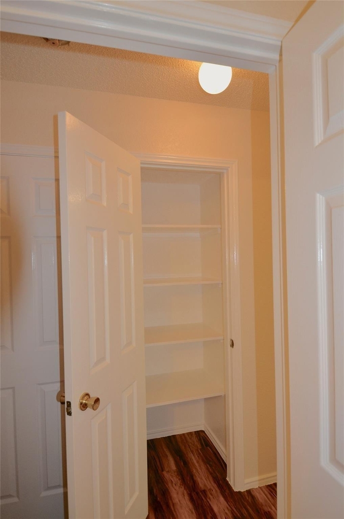 7972 Roundtable Road - Photo 18