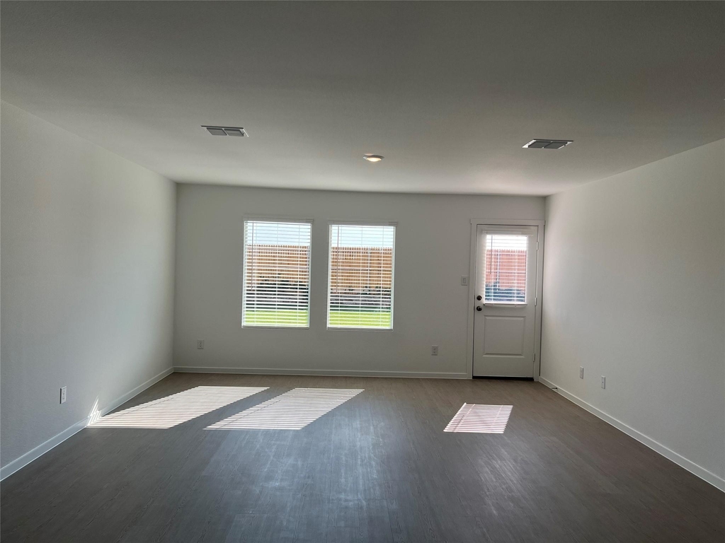 1529 Lanner Meadows Lane - Photo 5